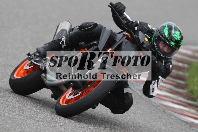 /Archiv-2025/10 23.04.2025 Cornu Master School ADR/rot-rouge/46